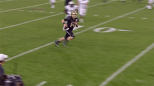 bryce-petty-goes-up-and-over-for-a-touchdown-in-the-fiesta-bowl-b.gif